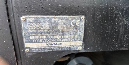 Yanmar VIO 25-4 Miniexcavadora 2,8 t de ocasión 2015 de 4 752 h enganche rápido y 3 cucharas