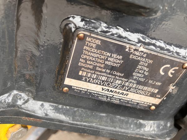 Miniexcavadora Yanmar VIO27 de giro cero, 2,7 t, usada, año 2018, 1685 h, con trituradora