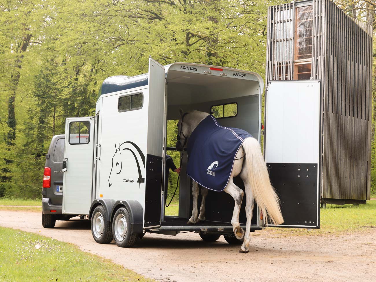 Remolque para 2 caballos Touring Jumping