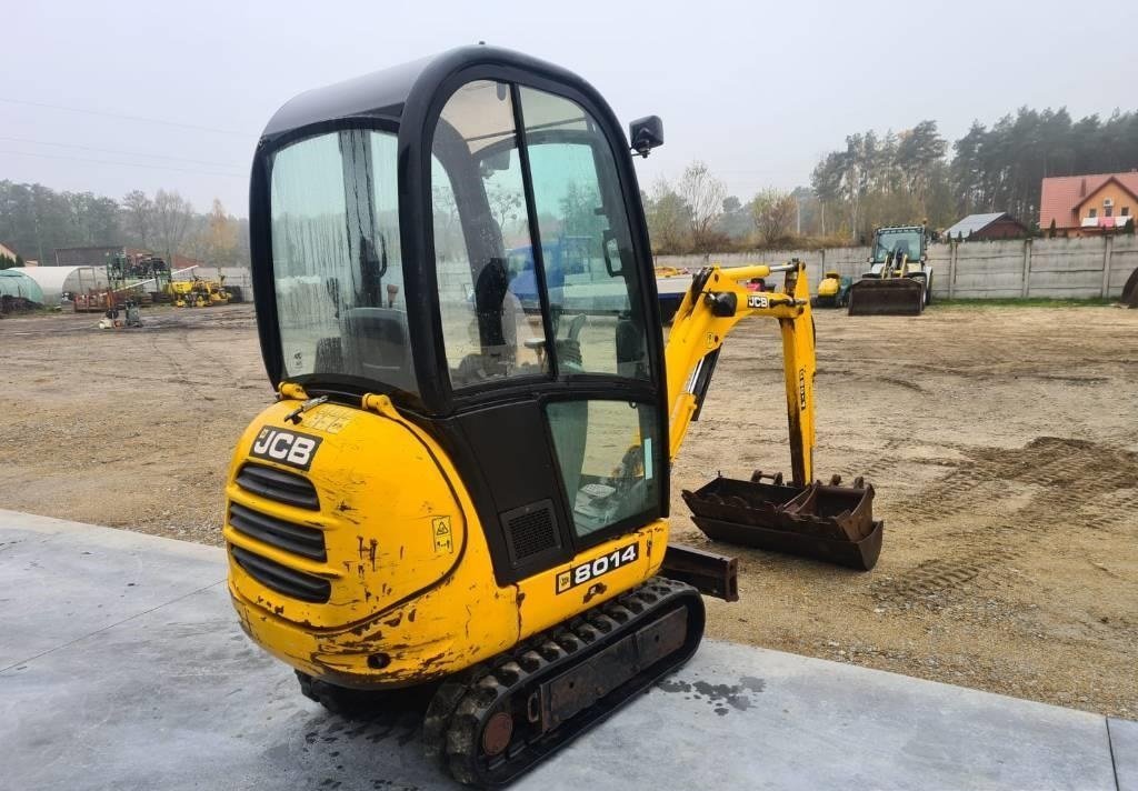 JCB 8014 (2007) – Mini Excavadora 1,4T – 2 704 h – Compacta y Totalmente Revisada