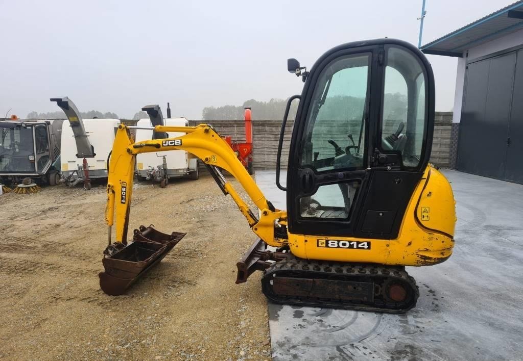 JCB 8014 (2007) – Mini Excavadora 1,4T – 2 704 h – Compacta y Totalmente Revisada