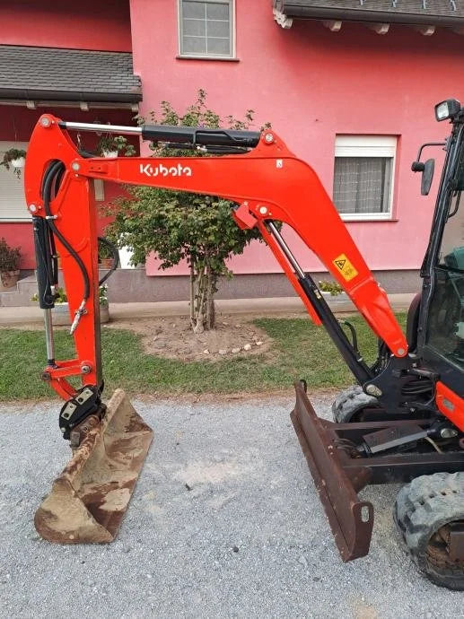 Miniexcavadora Kubota U27-4 de 2,66 t, usada, año 2017, 2350 h, con 3 cucharones a elegir